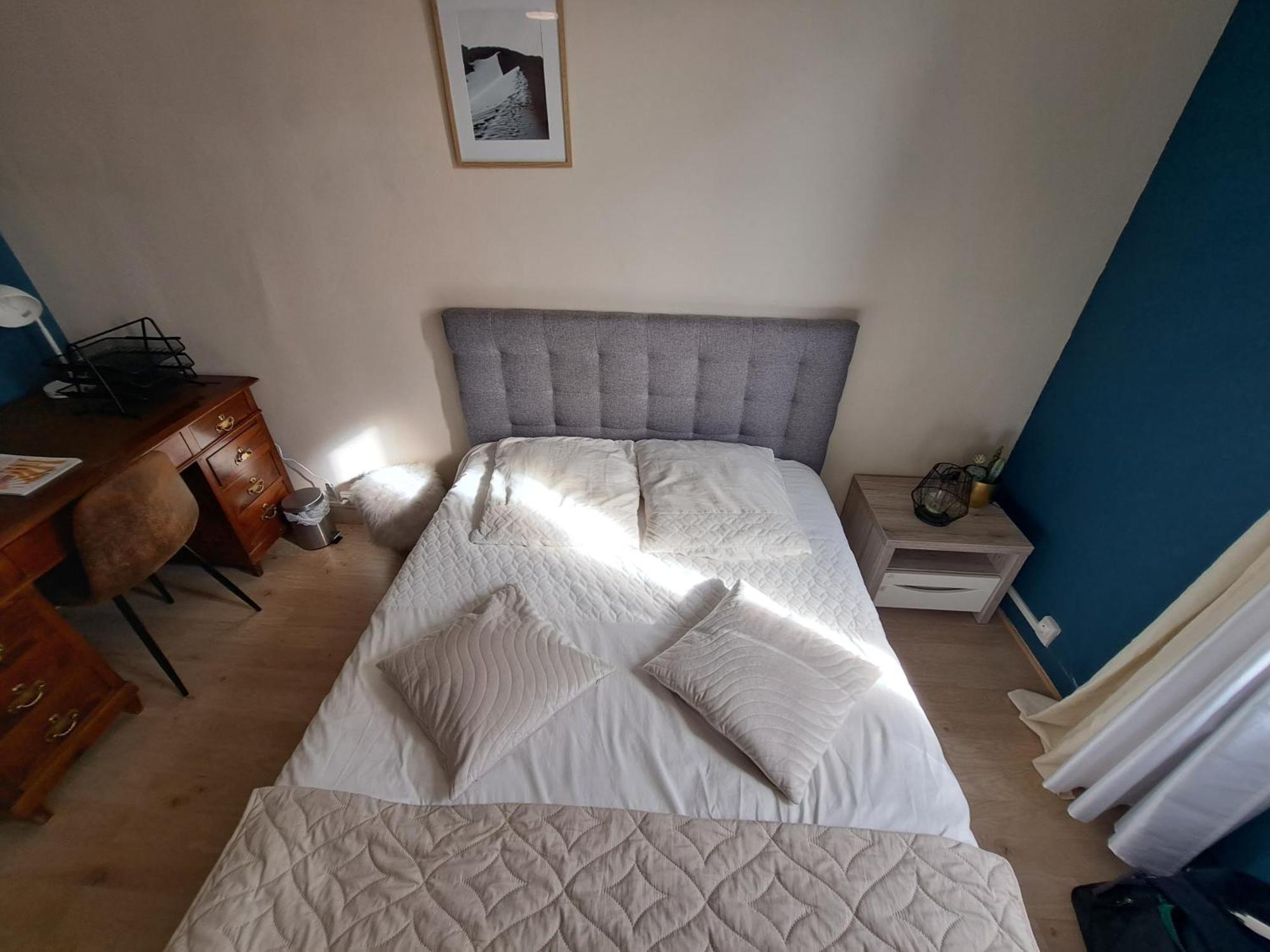 נים Chambre Spacieuse - Dressing - Sdb Communes - Parking Prive מראה חיצוני תמונה